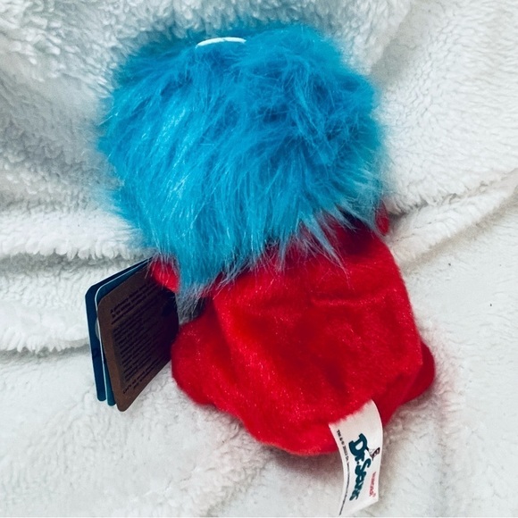 NWT 6" Universal Studios Dr. Seuss Thing 1 Plush - Picture 3 of 5